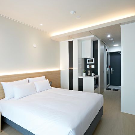 Ocean Soleview Hotel Инчон Экстерьер фото