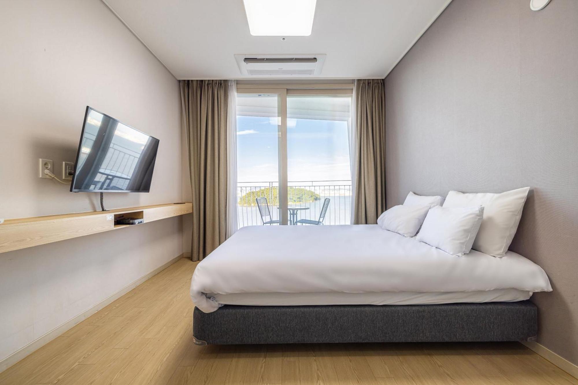 Ocean Soleview Hotel Инчон Экстерьер фото